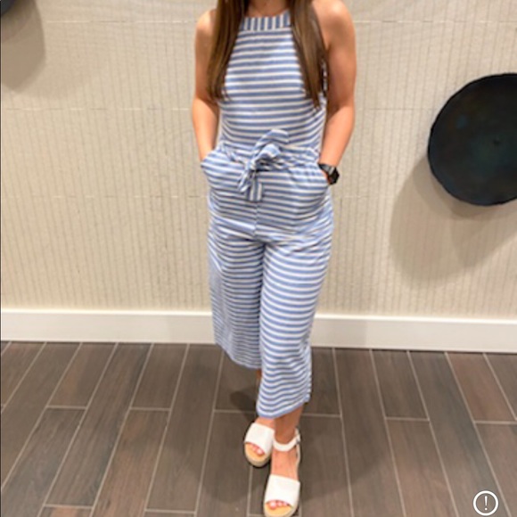 Pants - 🇺🇸NWOT Blue and white Halter jumper🌼